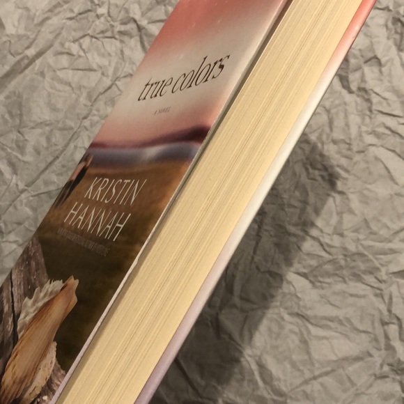 ⭐️3 for $15⭐️ Hardcover | True Colors by Kristin Hannah - Picture 4 of 5